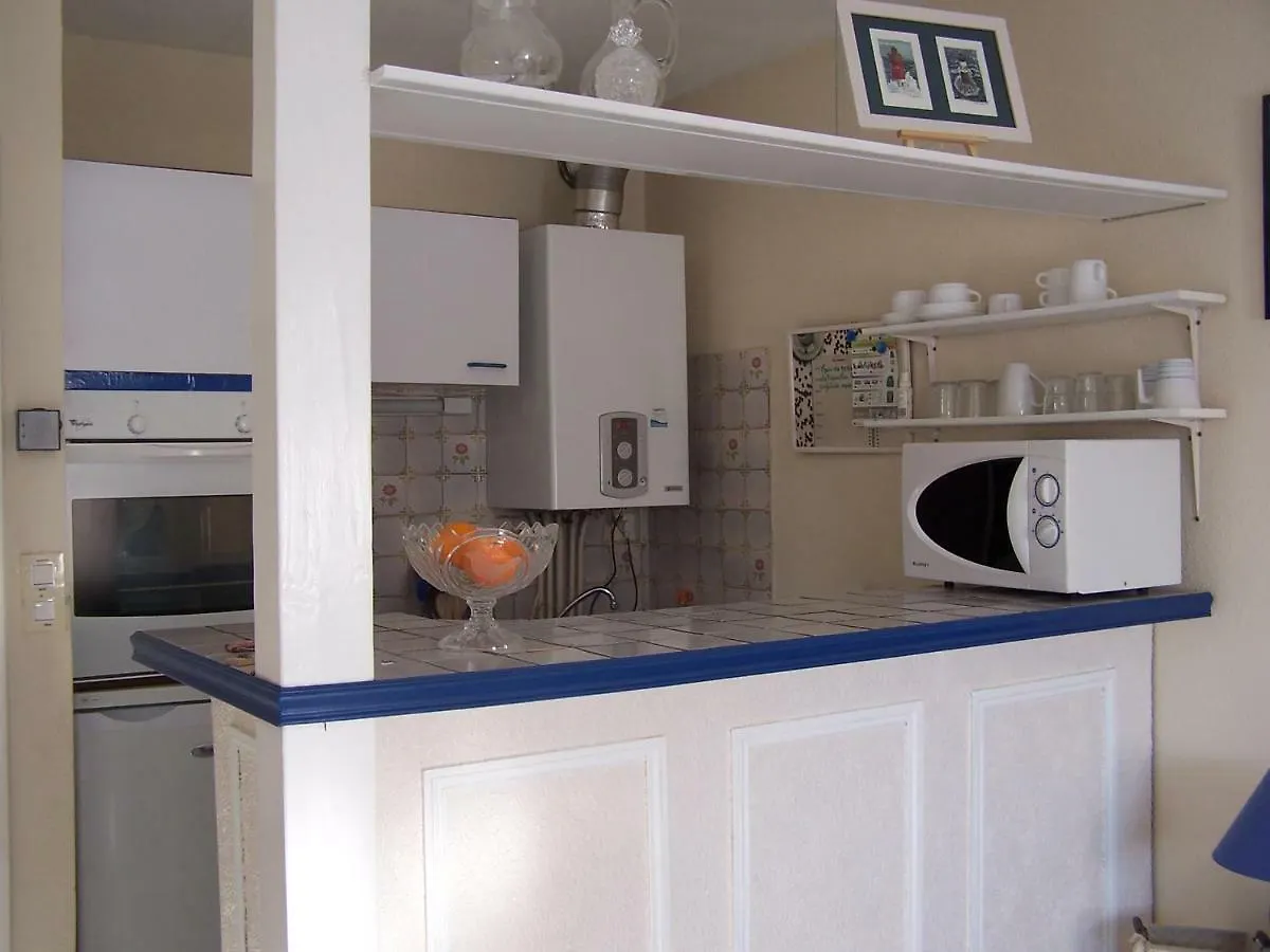 Apartamento Residence Legenese - Studio COSY avec belle TERRASSE en REZ de JARDIN - 150m PLAGE Carnac